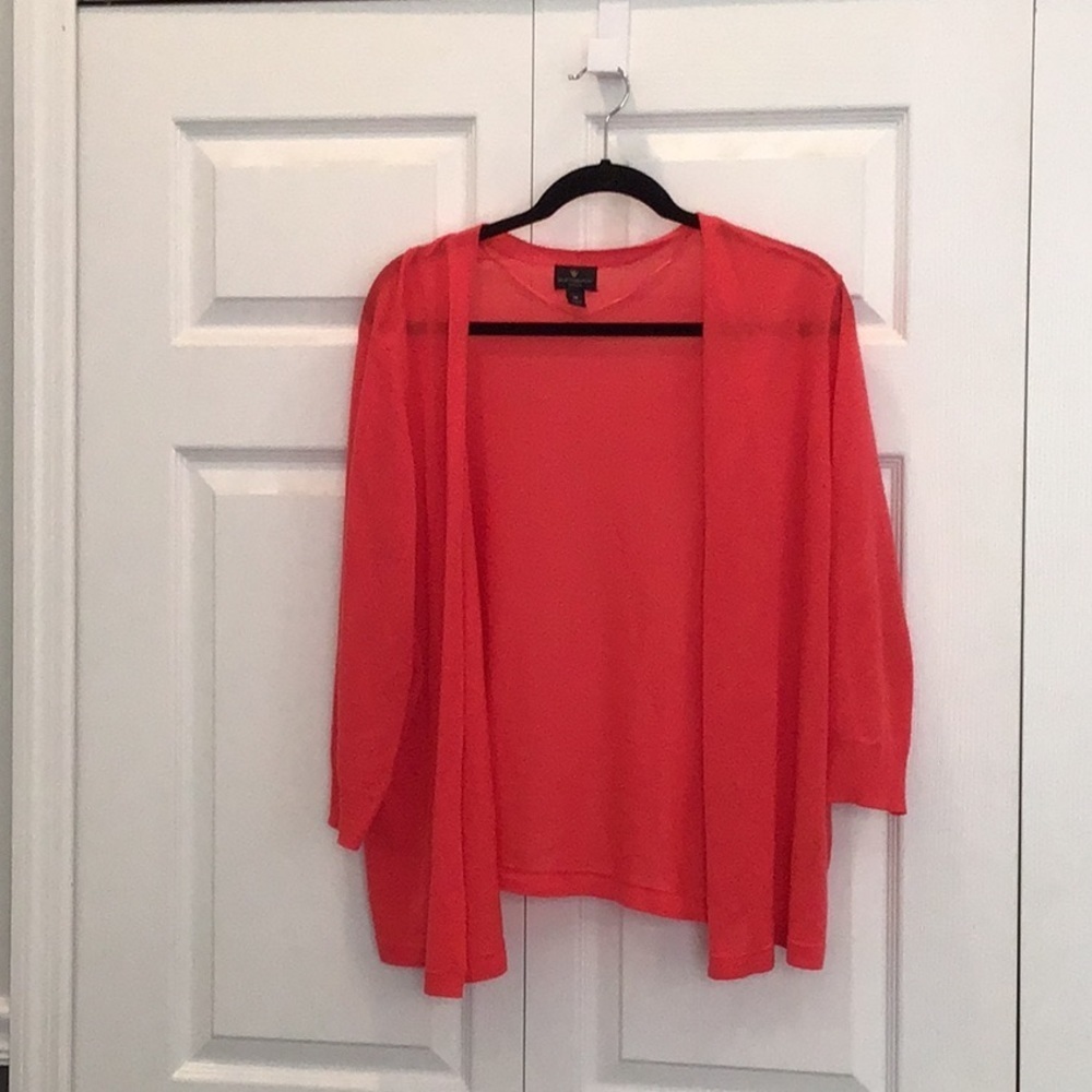 # Lightweight 1X coral cropped 3/4 sleeve cardigan
